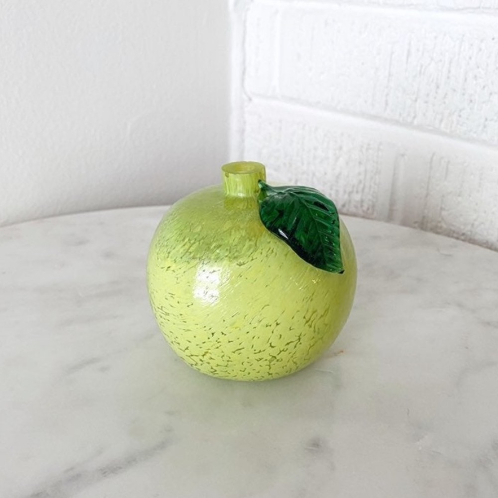 Art Glass Green Apple Hand Blown The Glass Eye Seattle Home Decor - Picture 1 of 7